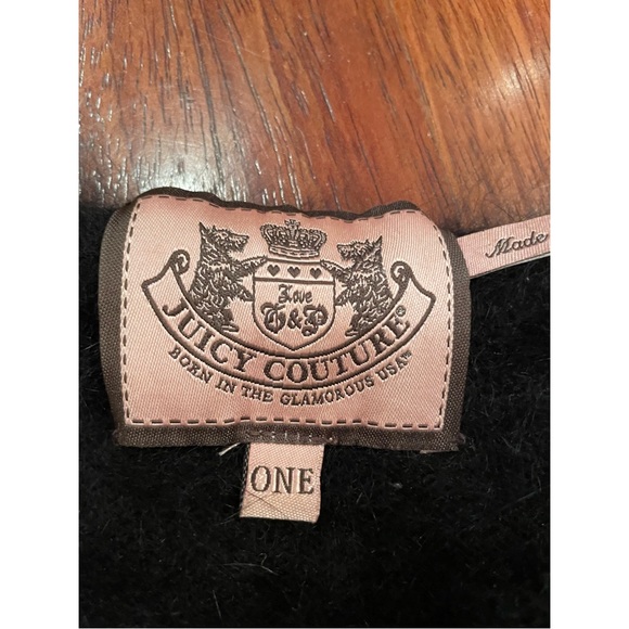 Vintage Juicy Couture Furry Black Oversized Sweater $125 One Size - Picture 2 of 9